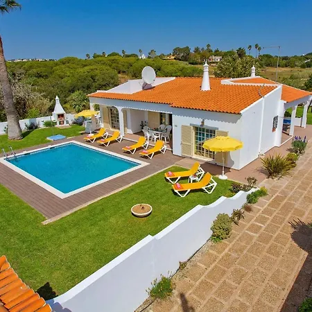 Villa Arez By Villa Plus *